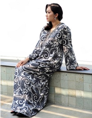 Ms. Read x Ezzati Amira 007